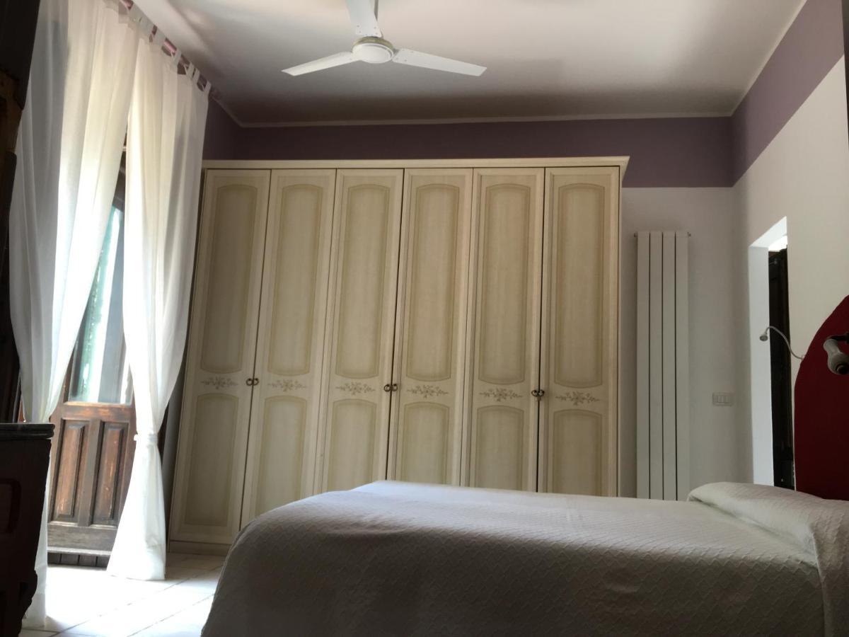 Bed And Breakfast Il Glicine Piedimonte Etneo Δωμάτιο φωτογραφία