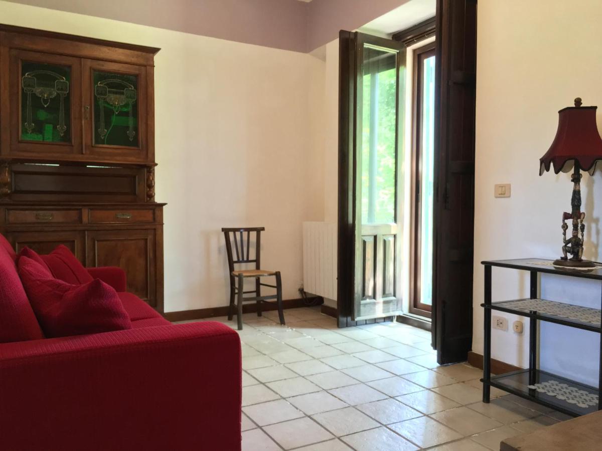 Bed And Breakfast Il Glicine Piedimonte Etneo Δωμάτιο φωτογραφία