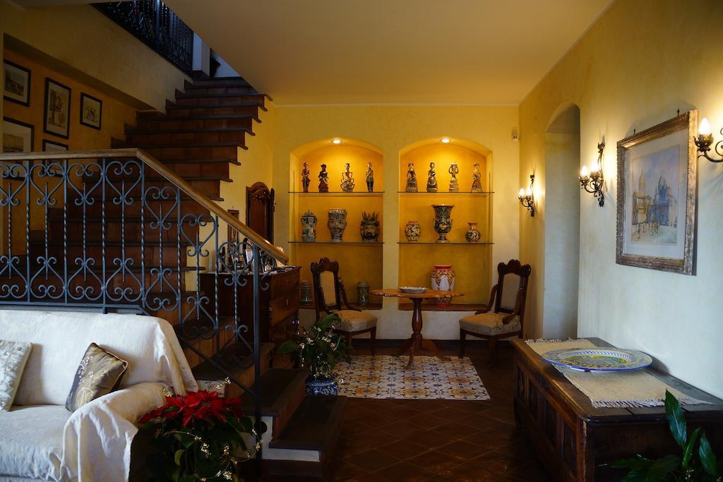 Bed And Breakfast Il Glicine Piedimonte Etneo Εξωτερικό φωτογραφία